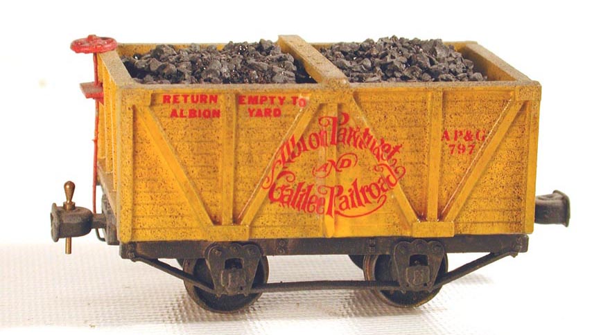 Freight Cars owned by the AP&G: Four-wheel yellow wooden ore cars