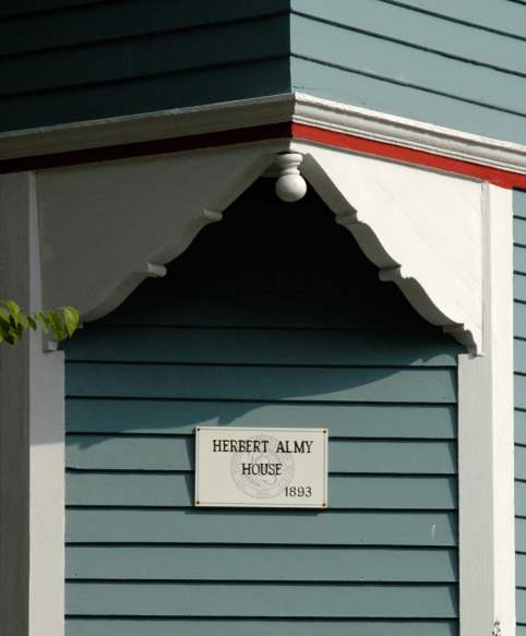 Corbels joining at finial, Herber Almy House, 1893