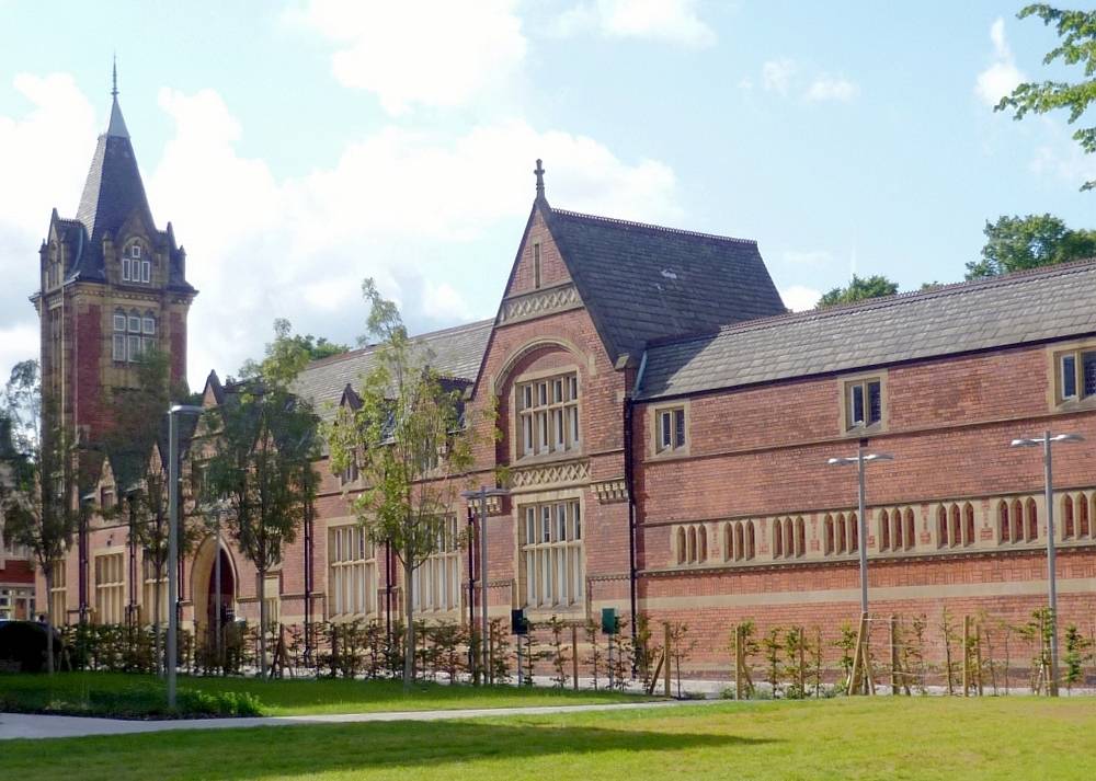 Buildings At The University Of Leeds, Landscape Garden Design Leeds Alumni