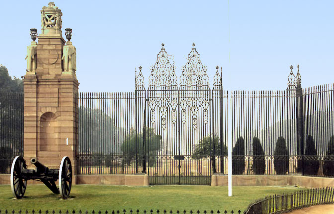 Outer Gate of Rashtrapati Bhawan (former Viceroy's Palace)