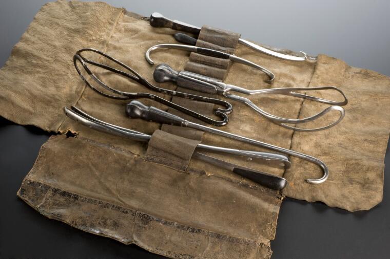 Obstetrical instrument set
