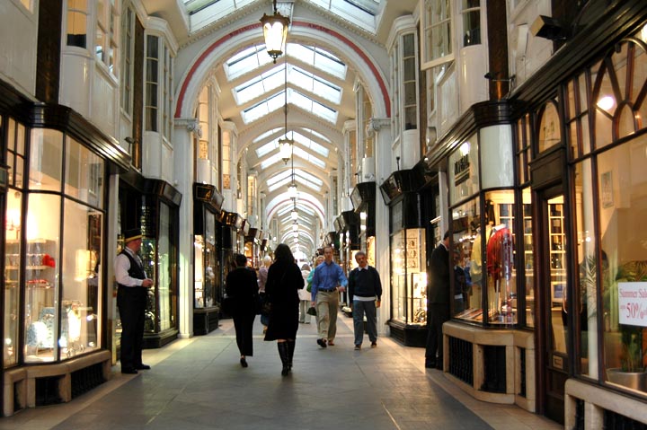  la Arcada de Burlington [The Burlington Arcade]