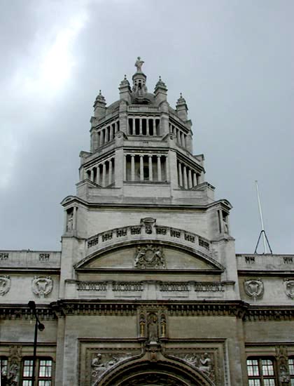 Victoria and Albert Museum, Exterior view of corner of facade at Cromwell  Road & Exhibition Road, from the south-west