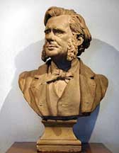 https://victorianweb.org/victorian/sculpture/misc/huxley2b.jpg